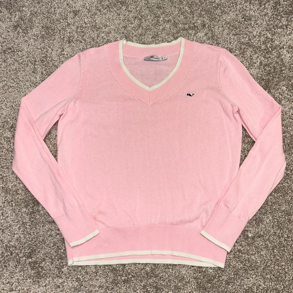 Vineyard Vines Women Small Pink V-Neck Sweater Ivory Trim Whale Logo Pullover